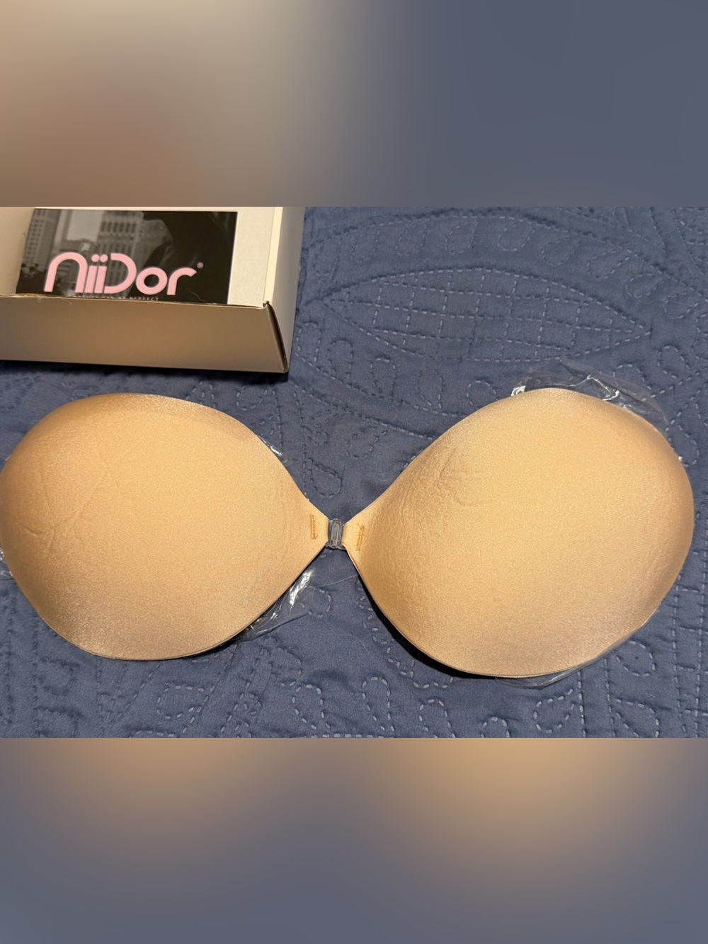 Strapless Adhesive Bra